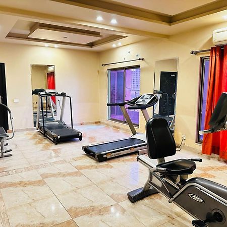 Grand Regent Hotel And Suites Fajsalabad Zewnętrze zdjęcie