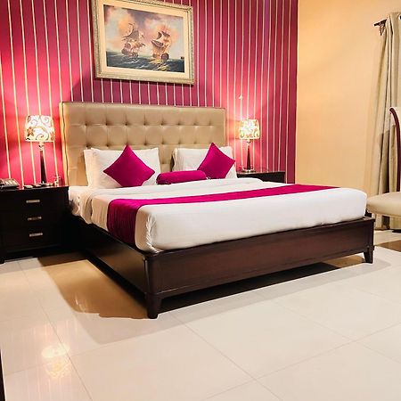 Grand Regent Hotel And Suites Fajsalabad Zewnętrze zdjęcie